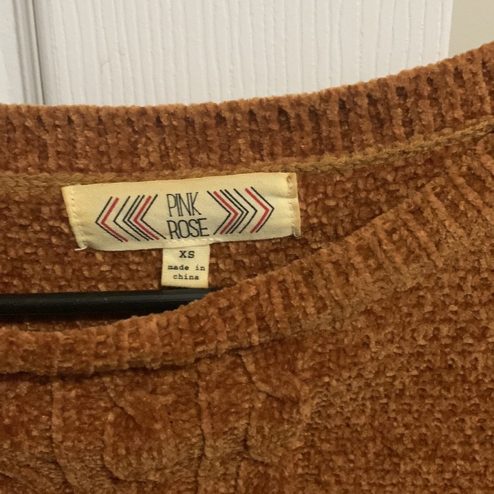 Sweater - Picture 3 of 3